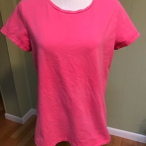 Sonoma Tee’s size L short sleeve